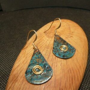 Boucles d'oreilles forme goutte en cuivre oxydé bleu